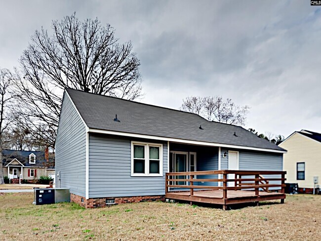 Building Photo - 709 Quail Hills Dr