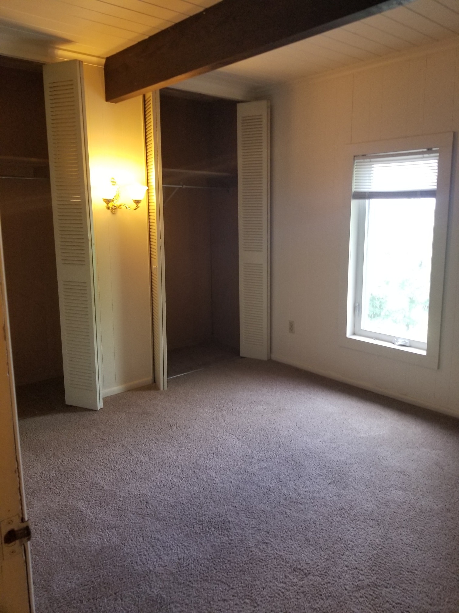 #45 2BR 1Bath With Washer/Dryer - 2740 University Ave