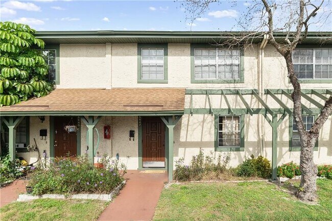 Building Photo - 5647 Royal Pine Blvd