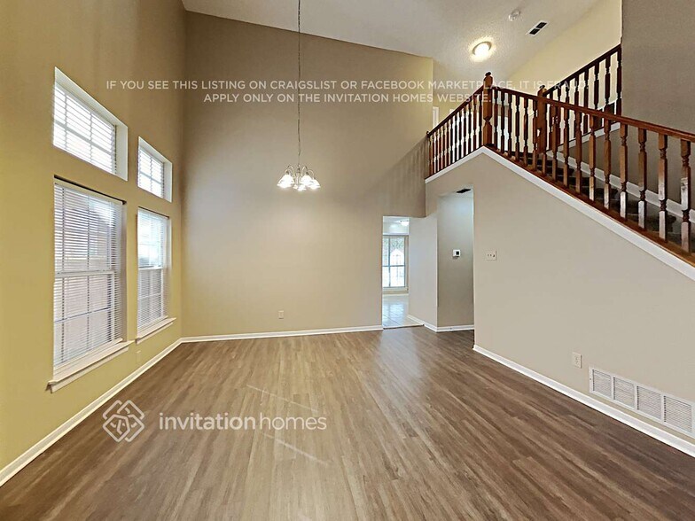 Building Photo - 3409 Windchase Dr