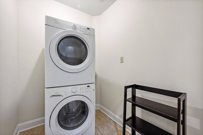 Building Photo - 1916 N 18th St