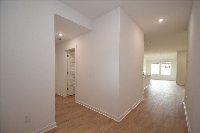 Building Photo - 517 Colorado St