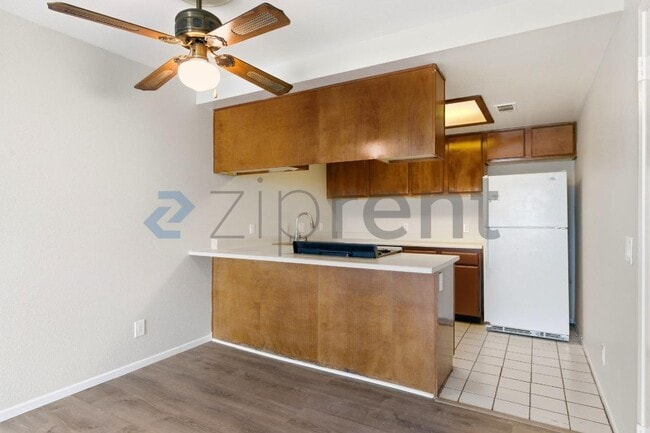 Building Photo - 34901 Marcia Rd