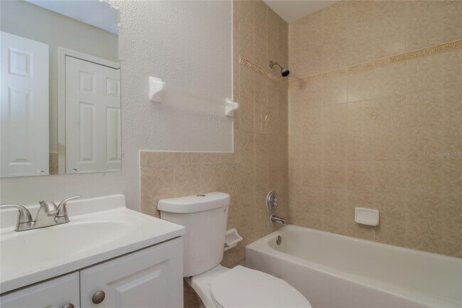 Building Photo - 1510 Bavon Dr