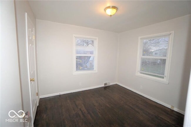 Building Photo - 3341 Linden St