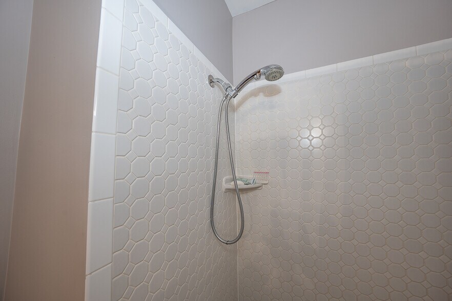 Building Photo - 759 N Judson St