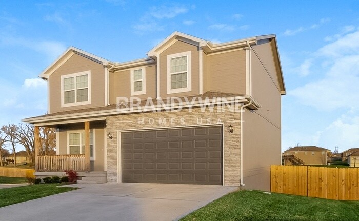 Building Photo - 711 Poplar Cir