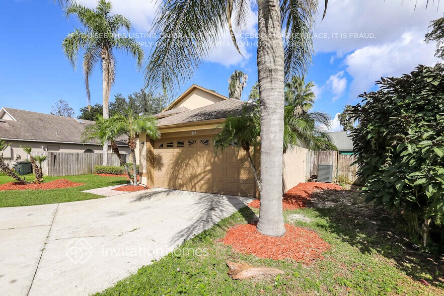 Building Photo - 809 Delfino Pl