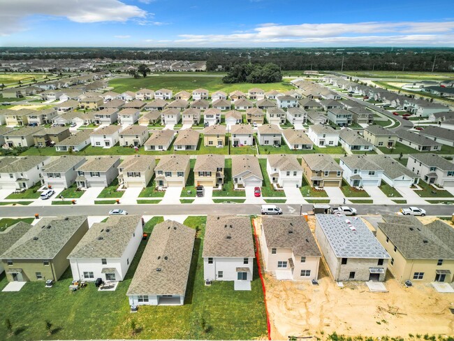 Building Photo - NEW HOME: 5/3: OCALA CROSSINGS SOUTH