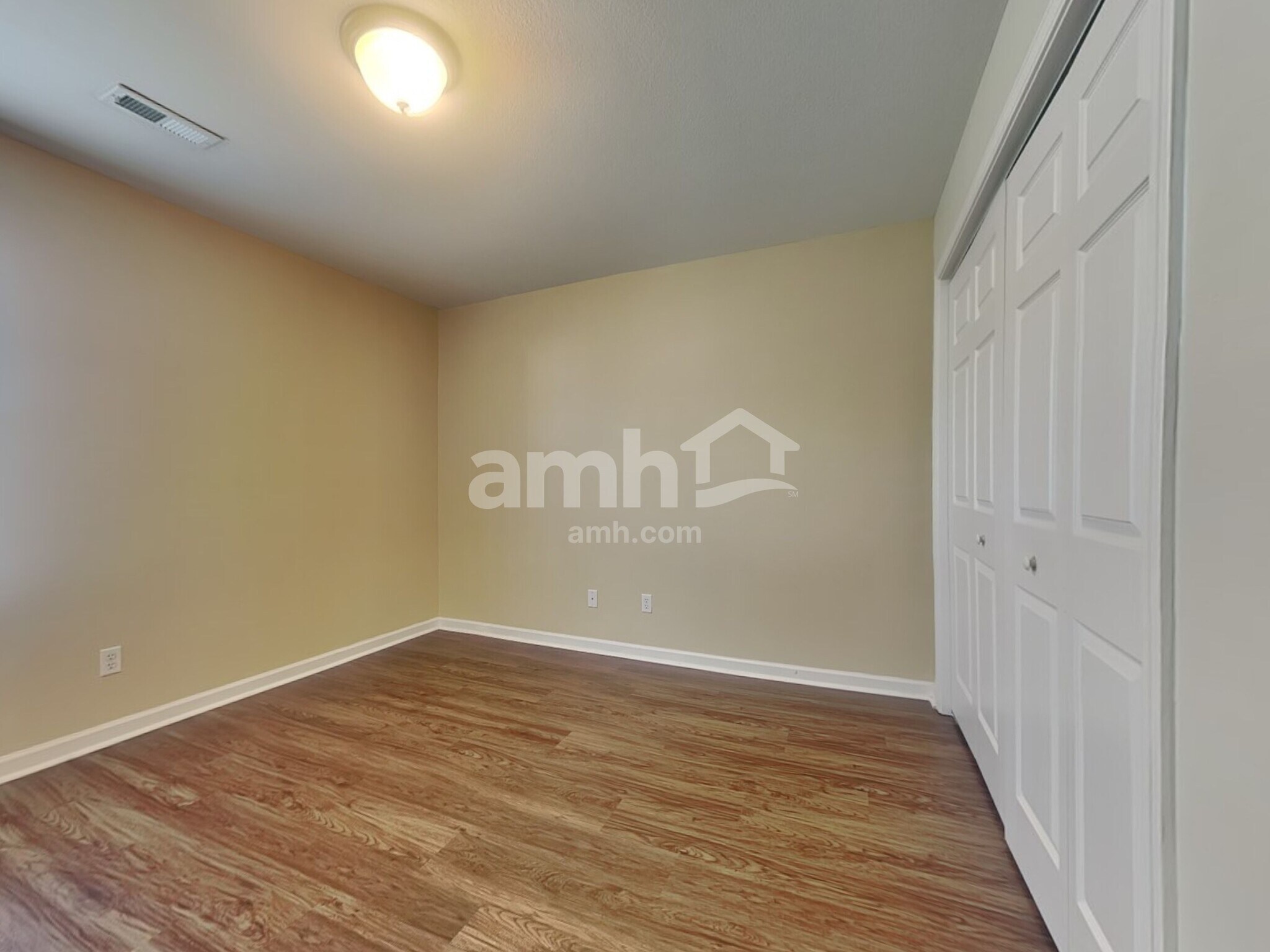 Building Photo - 6560 Gentlewinds Dr