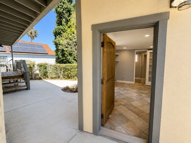 Building Photo - 4727 Redland Dr
