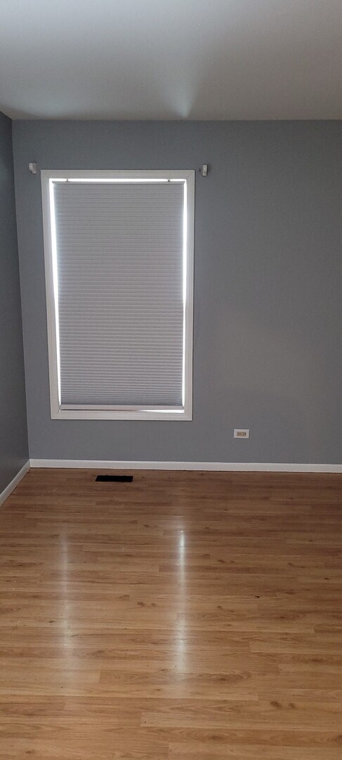 Building Photo - 307 Somerset Ln