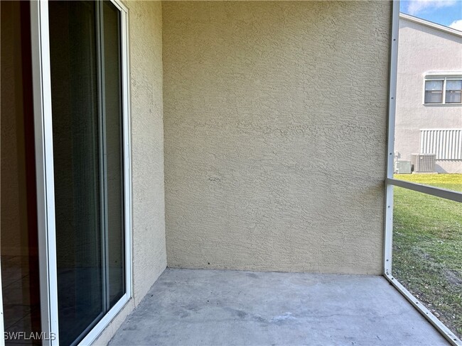 Building Photo - 1490 San Cristobal Ave
