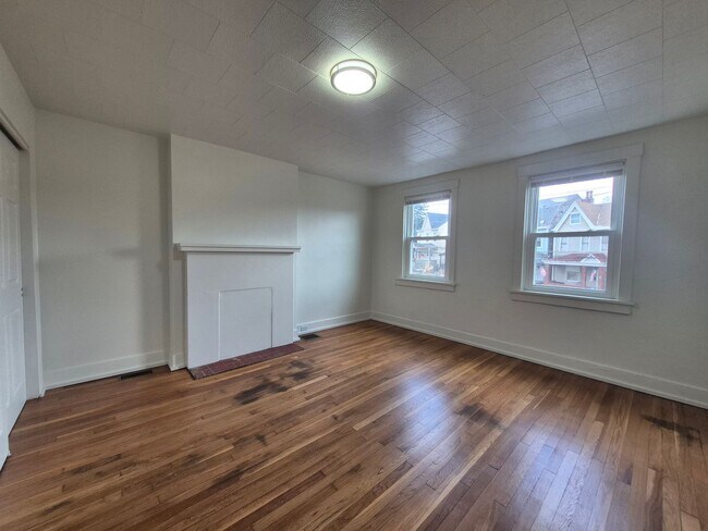 Building Photo - Newly Renovated Home in the Heart of Morningside!