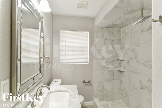 Building Photo - 2502 Costa Mesa Dr