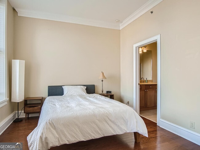 Building Photo - 57 Forsyth St NW