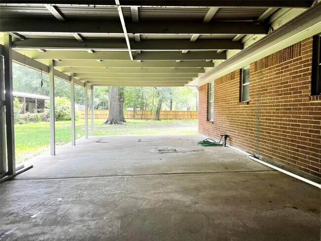 Building Photo - 29720 Shady Brook Ln