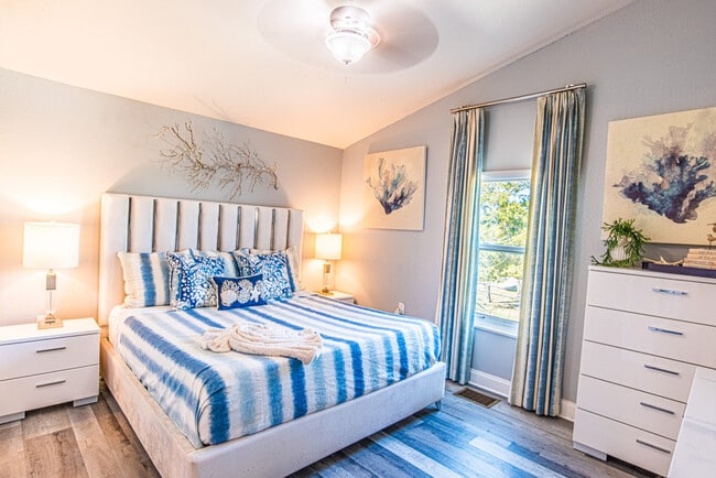 Building Photo - 2247 S Waterman Dr