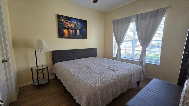 Building Photo - 4085 Shadetree Ln