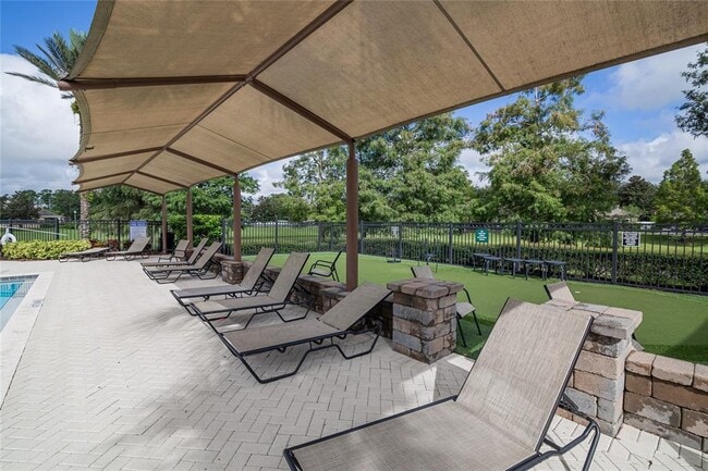 Building Photo - 12702 Salomon Cove Dr