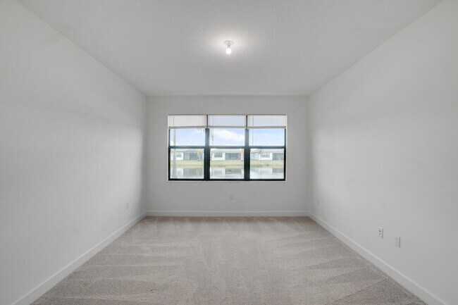 Building Photo - 12535 SW Blue Mangrove Pkwy