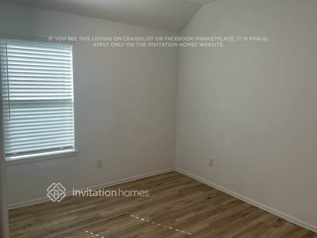 Building Photo - 502 Pecan Landing Ln