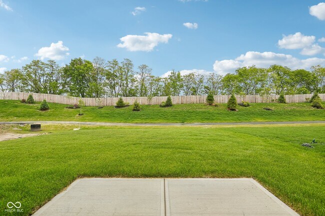 Building Photo - 15274 Farrington Rd