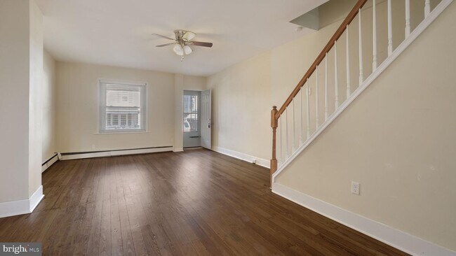 Entryway - 348 Lafayette St