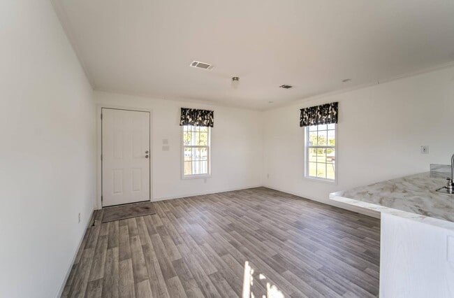 Building Photo - 716 Satsuma St