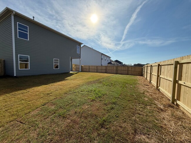 Building Photo - Brand new Construction 3 bedroom home