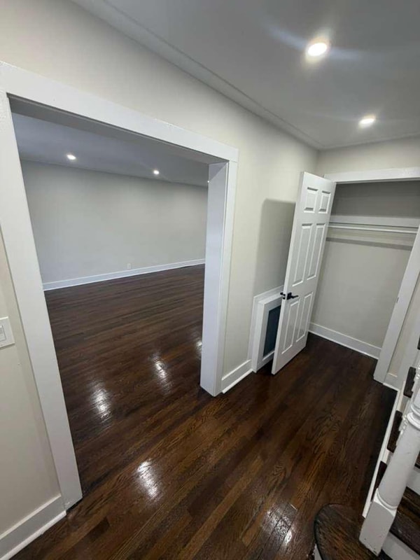 Building Photo - 676 Park Ave