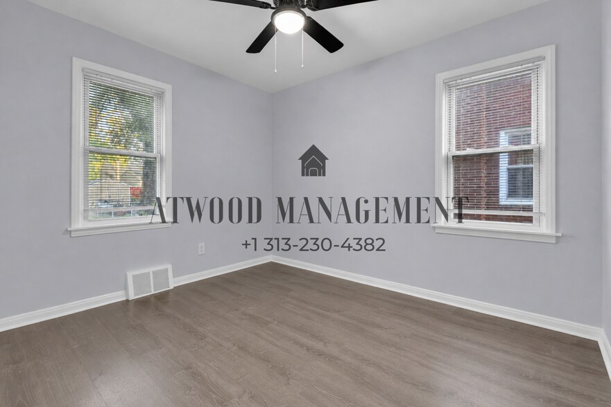 Building Photo - This beautifully updated 3-bedroom, 2-bath single-family home is ready for move-in!