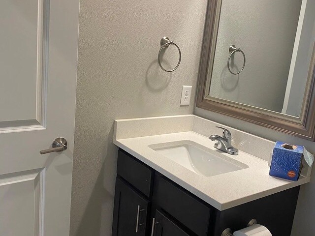 Building Photo - 5440 154th Ct