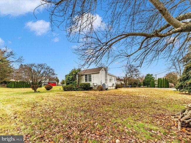 Building Photo - 40397 Charles Town Pike