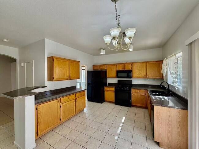 Building Photo - 7932 Seabourn Ct
