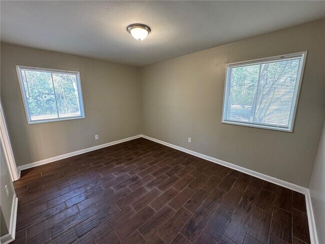 Building Photo - 4116 Latimer Ln