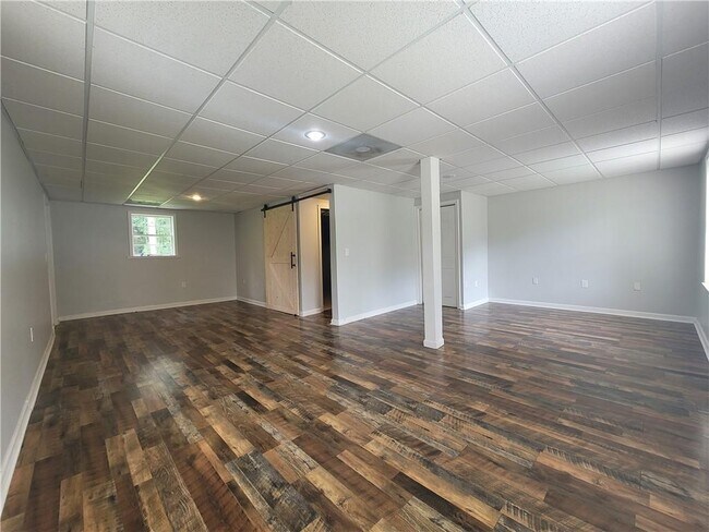 Building Photo - 4641 Lucerne Valley Rd SW