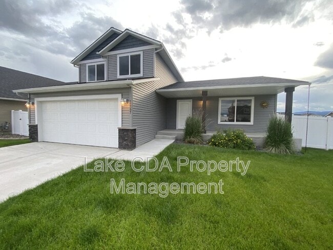 Building Photo - 12397 N Cavanaugh Dr