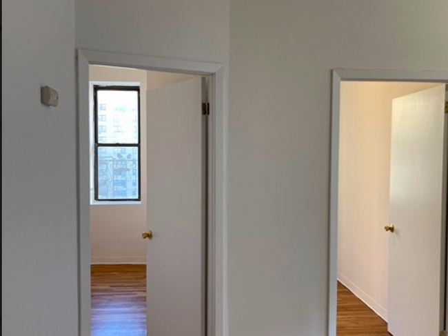 Building Photo - 208 Rivington St