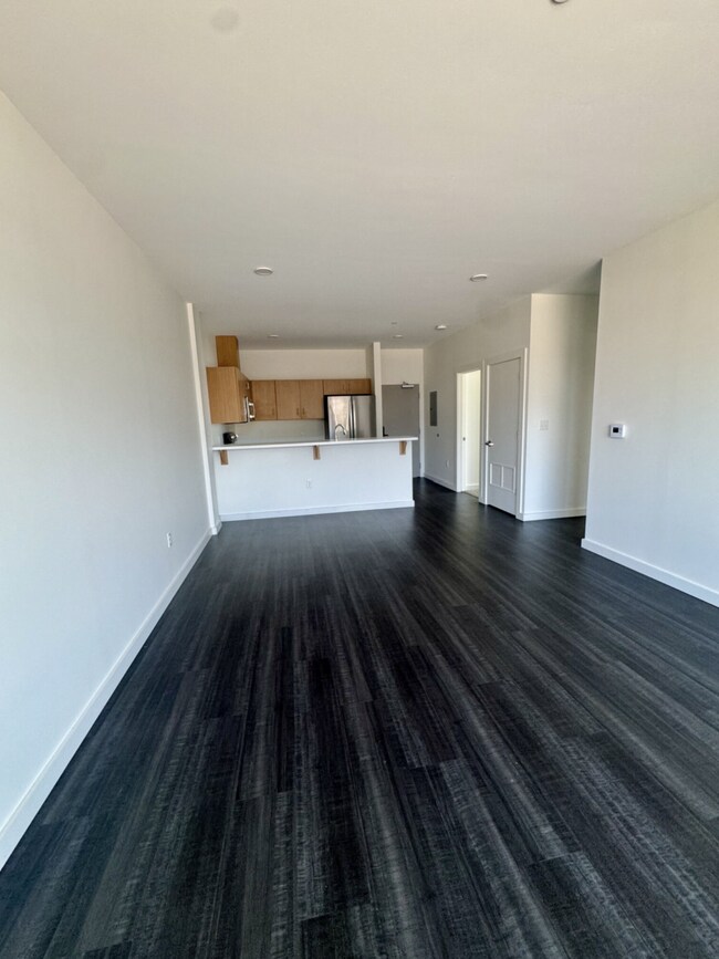 Building Photo - Liberty Beall