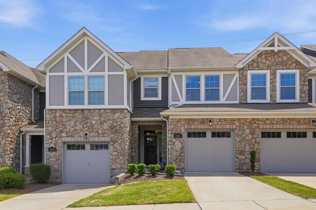 Building Photo - 1223 Bhaltair Ln