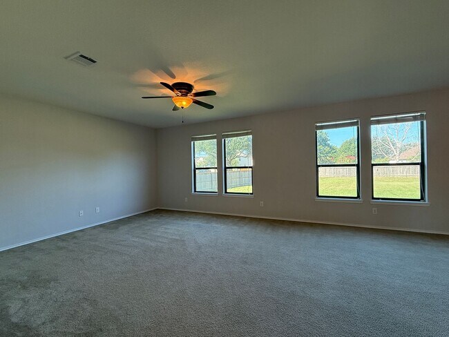 Building Photo - 2250 Howry Dr
