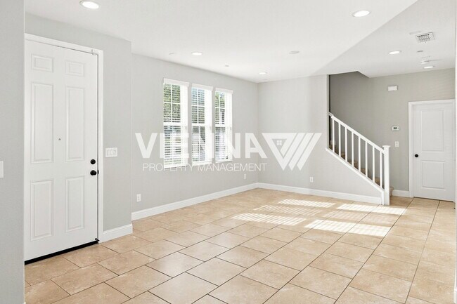 Building Photo - 310 Colner Cir