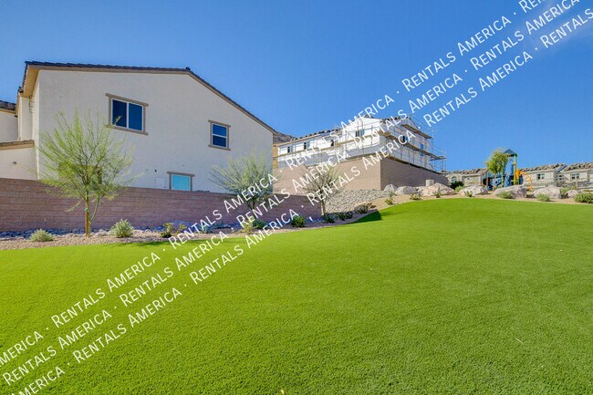 Building Photo - 374 Quail Finch Dr