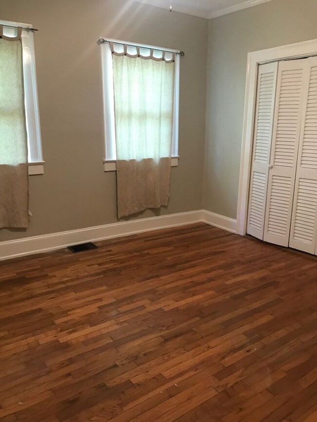 Building Photo - 2 bdrm, 2 bath home in East Atlanta