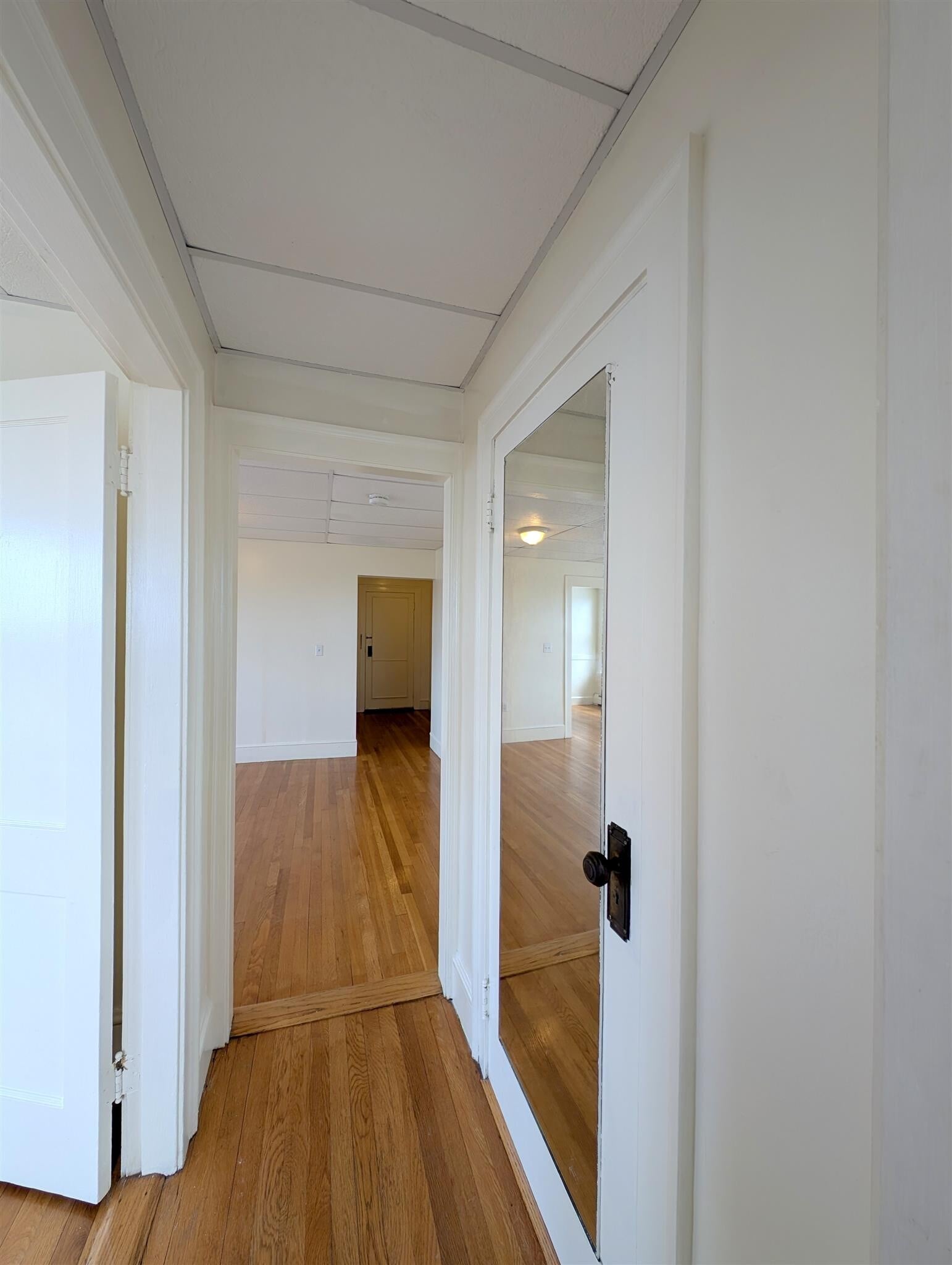 Building Photo - 34 College Ave