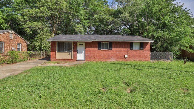 Primary Photo - Total Electric! 3BR/1BA