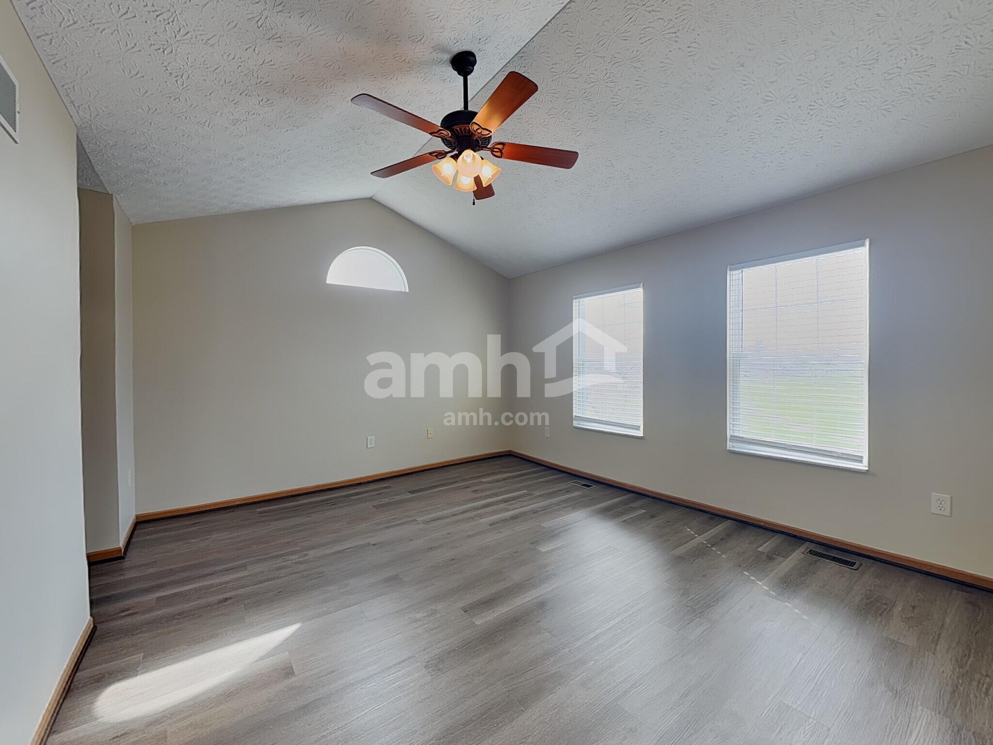 Building Photo - 4284 Promenade Ave