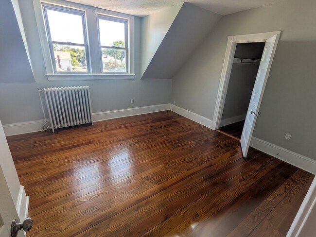 Building Photo - 135 Readville St