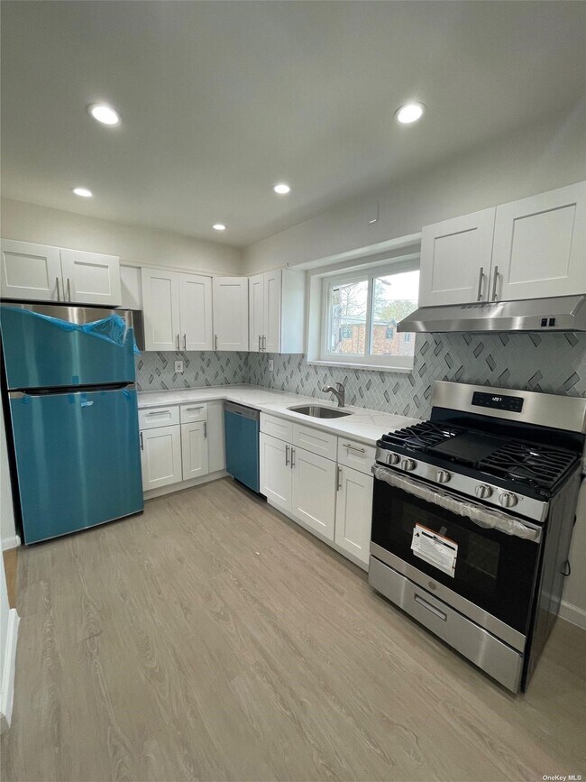 Building Photo - 149- 55 24th Rd